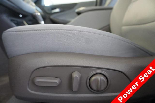 Photo of 2019 Shadow Gray Metallic Chevrolet Malibu