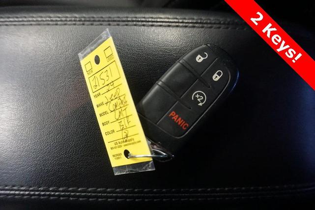Photo of 2024 Diamond Black Crystal Pearlcoat Jeep Compass