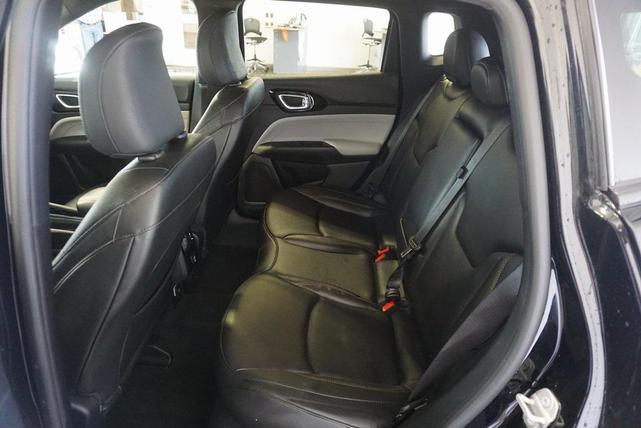 Photo of 2024 Diamond Black Crystal Pearlcoat Jeep Compass