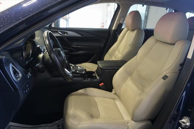 Photo of 2020 Deep Crystal Blue Mica Mazda CX-9