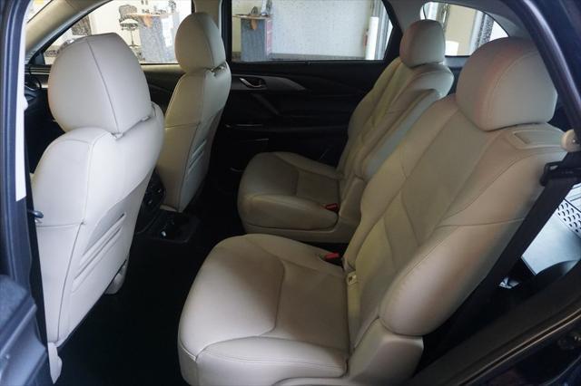 Photo of 2020 Deep Crystal Blue Mica Mazda CX-9