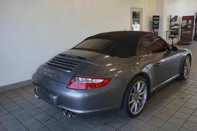 Photo of 2008 Atlas Gray Metallic Porsche 911