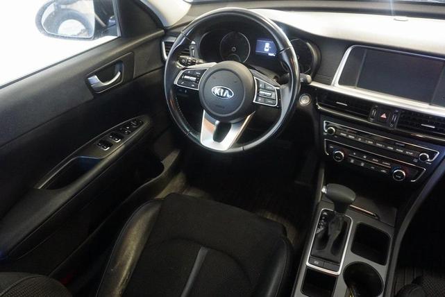 Photo of 2019 Platinum Graphite Kia Optima