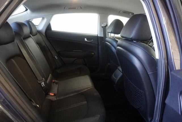 Photo of 2019 Platinum Graphite Kia Optima