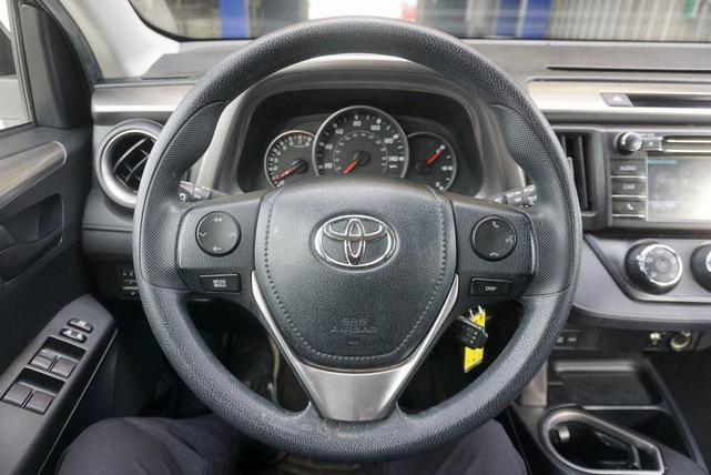 Photo of 2016 Magnetic Gray Metallic Toyota RAV4