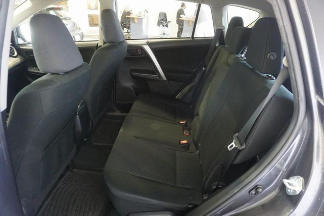 Photo of 2016 Magnetic Gray Metallic Toyota RAV4