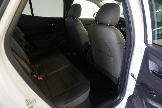 Photo of 2025 Summit White Chevrolet Trax