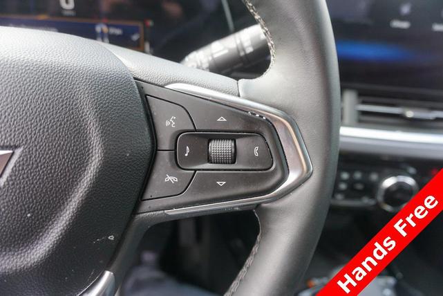 Photo of 2025 Summit White Chevrolet Trax