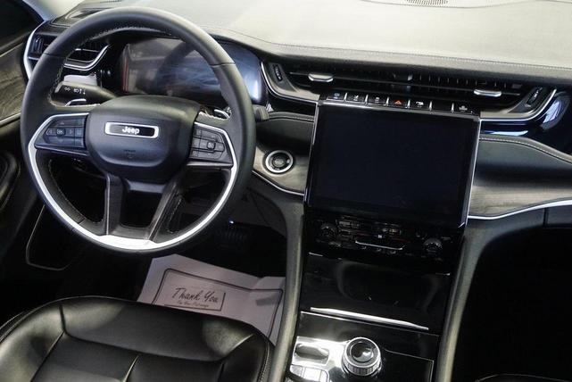 Photo of 2023 Bright White Clearcoat Jeep Grand Cherokee 4xe