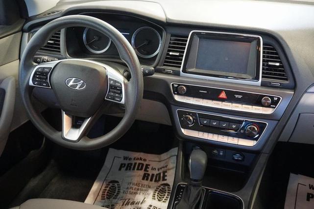 Photo of 2019 Lakeside Blue Hyundai SONATA