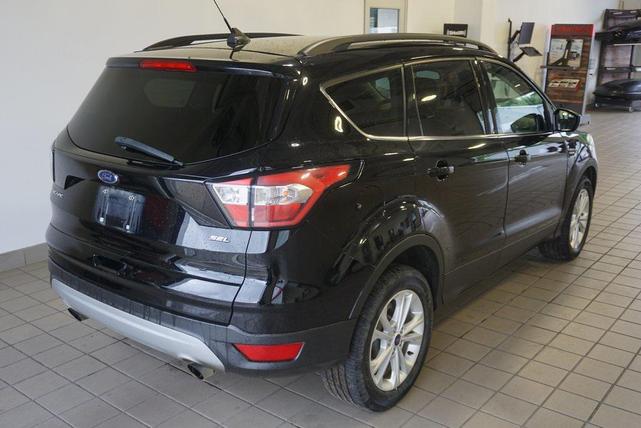 Photo of 2018 Shadow Black Ford Escape
