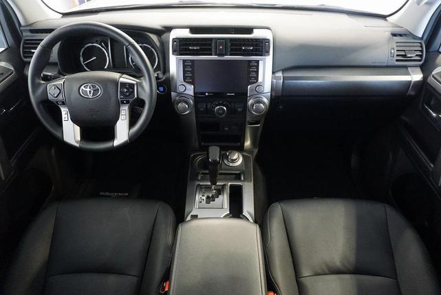 Photo of 2022 Classic Silver Metallic Toyota 4Runner