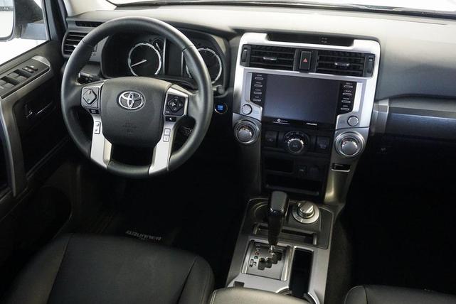 Photo of 2022 Classic Silver Metallic Toyota 4Runner