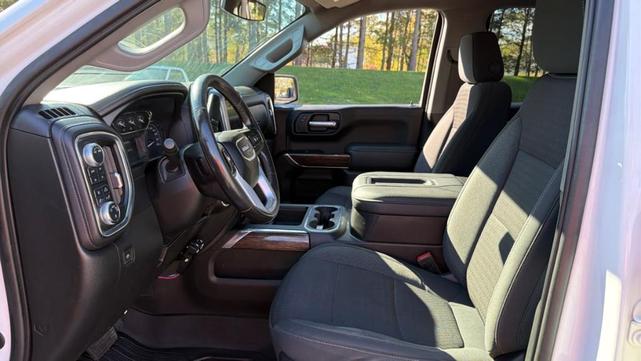 Photo of 2021 Summit White GMC Sierra 1500