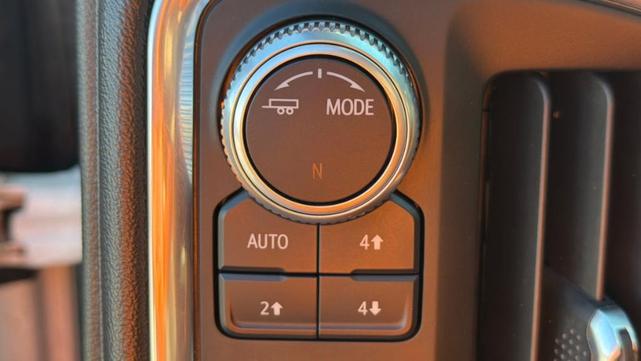 Photo of 2021 Summit White GMC Sierra 1500