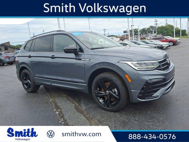 Photo of 2024 Platinum Gray Metallic Volkswagen Tiguan