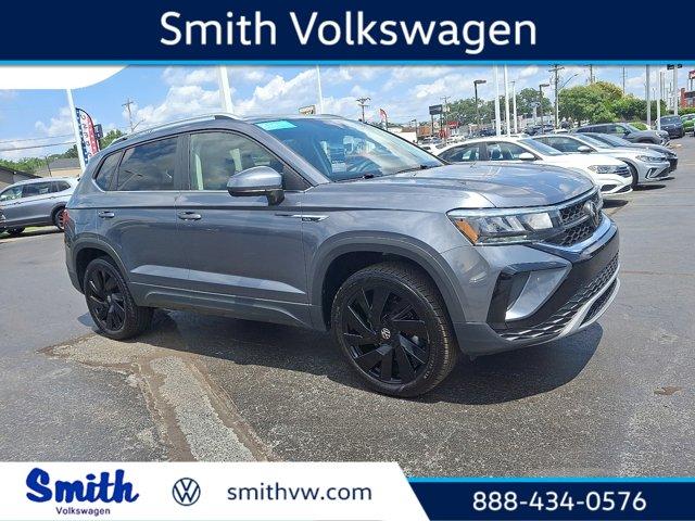 Photo of 2024 Platinum Gray Metallic Volkswagen Taos