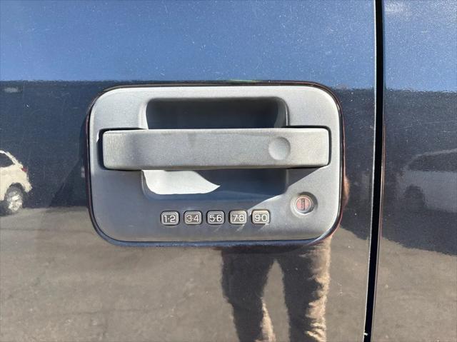 Photo of 2013 Tuxedo Black Metallic Ford F-150