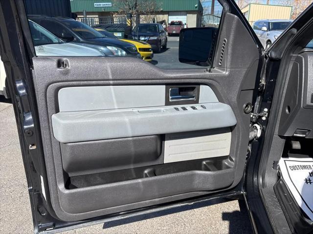 Photo of 2013 Tuxedo Black Metallic Ford F-150