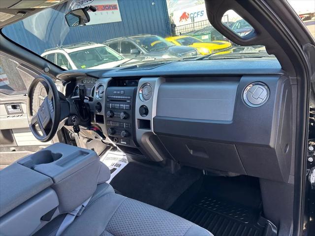 Photo of 2013 Tuxedo Black Metallic Ford F-150
