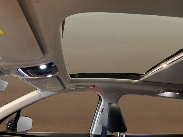 Photo of 2021 Crystal Beige Kia Sorento