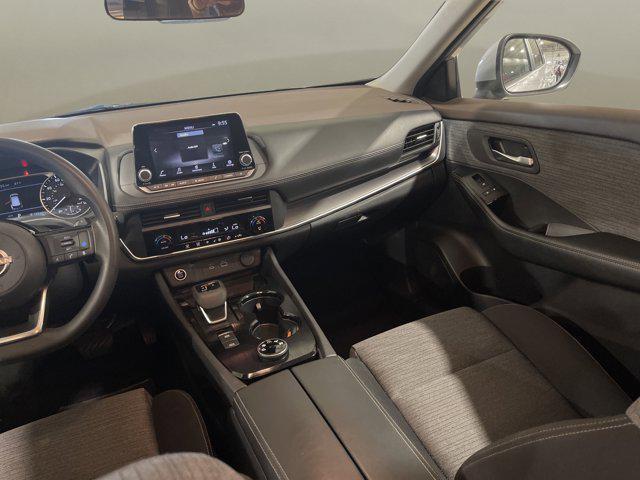 Photo of 2023 Brilliant Silver Metallic Nissan Rogue