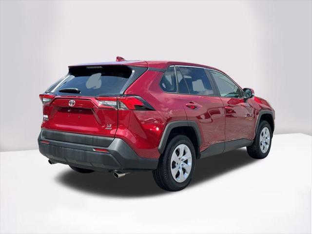 Photo of 2024 Pearl Toyota RAV4