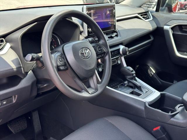 Photo of 2024 Pearl Toyota RAV4