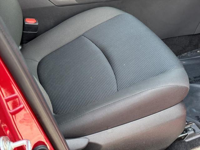 Photo of 2024 Pearl Toyota RAV4