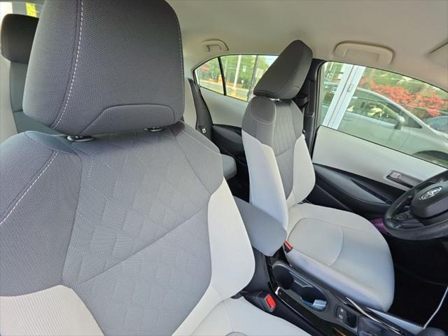 Photo of 2022 Wind Chill Pearl Toyota Corolla Hybrid