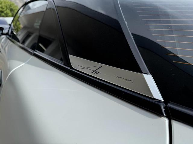 Photo of 2022 Stellar White Lucid Air