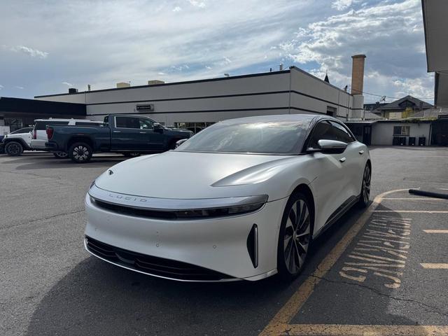 Photo of 2022 Stellar White Lucid Air