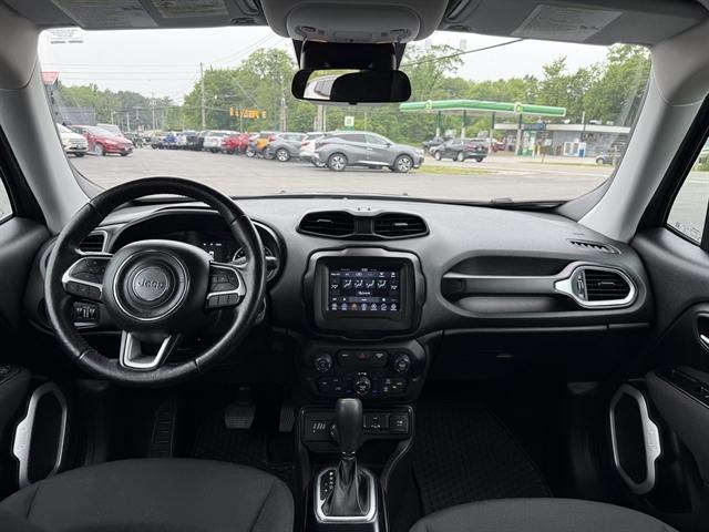 Photo of 2020 Granite Crystal Metallic Jeep Renegade