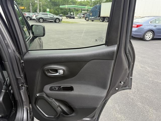Photo of 2020 Granite Crystal Metallic Jeep Renegade