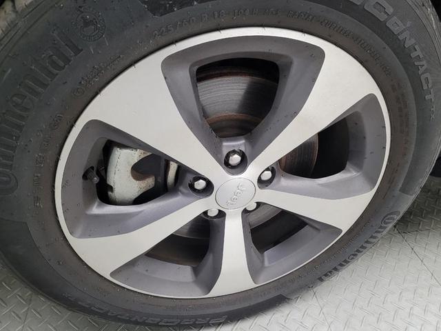 Photo of 2021 Slate Blue Pearlcoat Jeep Cherokee
