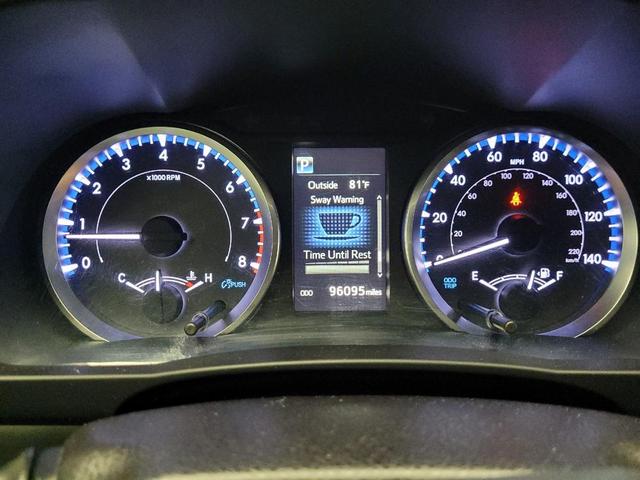 Photo of 2019 Midnight Black Metallic Toyota Highlander