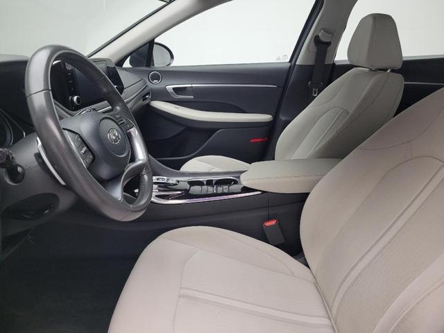Photo of 2021 Hampton Gray Hyundai SONATA Hybrid