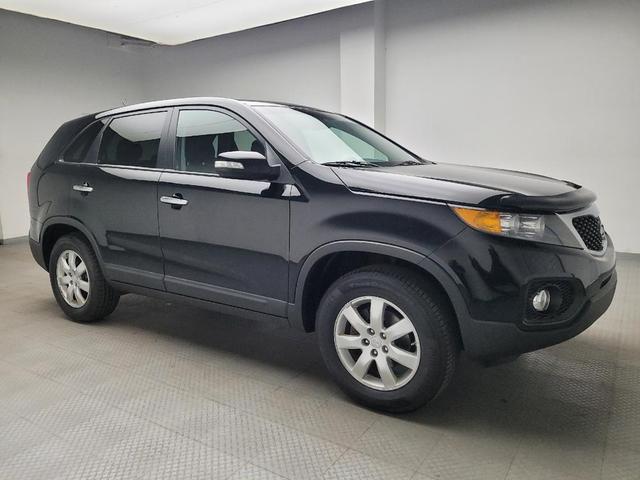 Photo of 2013 Ebony Black Kia Sorento