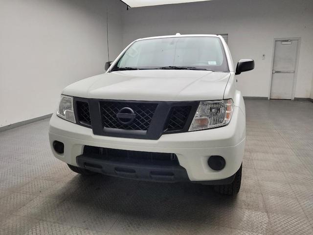 Photo of 2017 Glacier White Nissan Frontier