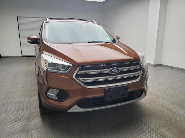 Photo of 2017 Red Ford Escape