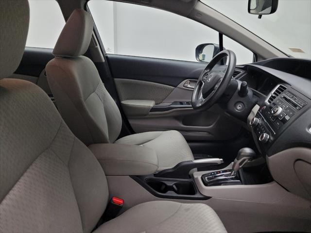 Photo of 2015 Gray Honda Civic