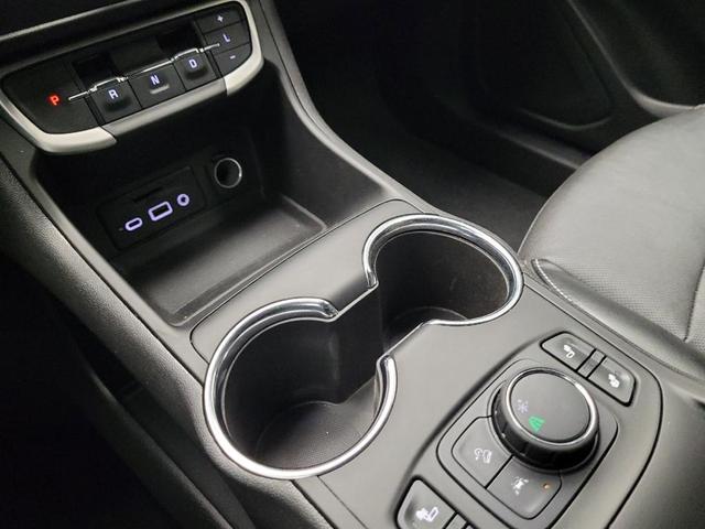 Photo of 2023 White GMC Terrain