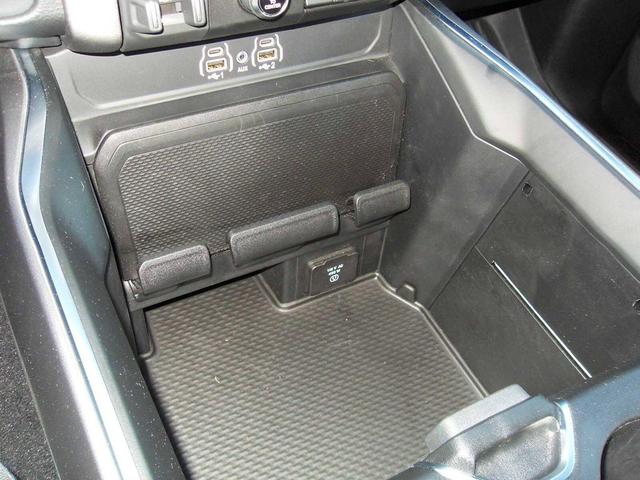 Photo of 2025 Delmonico Red Pearlcoat RAM 1500