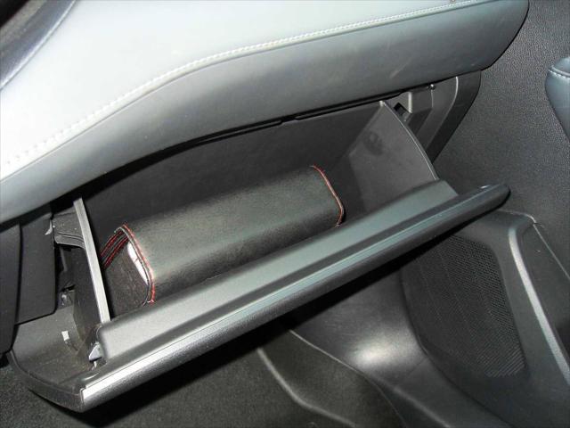 Photo of 2022 Midnight Black Toyota Highlander