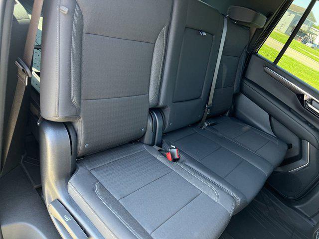 Photo of 2025 Sterling Gray Metallic Chevrolet Suburban
