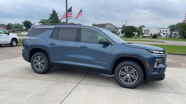 Photo of 2025 Lakeshore Blue Metallic Chevrolet Traverse