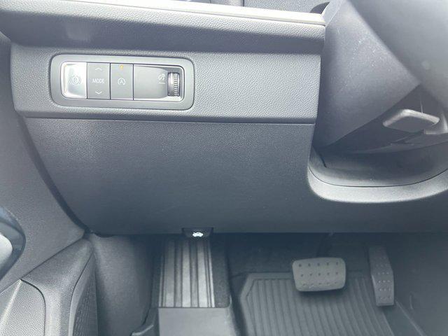 Photo of 2025 Lakeshore Blue Metallic Chevrolet Traverse