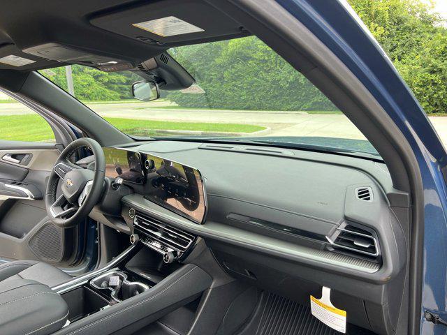 Photo of 2025 Lakeshore Blue Metallic Chevrolet Traverse