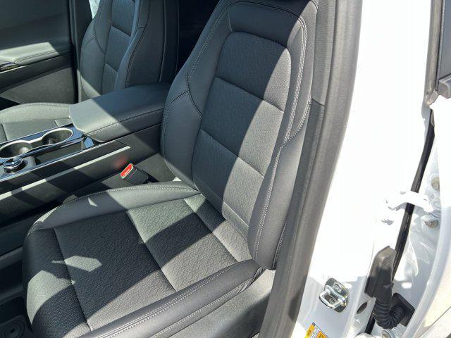 Photo of 2026 Summit White Chevrolet Equinox