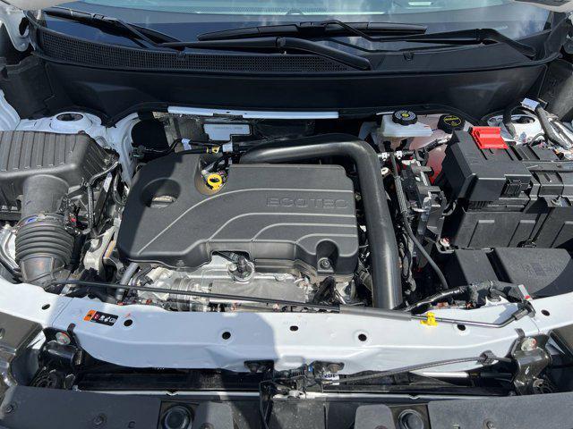Photo of 2026 Summit White Chevrolet Equinox